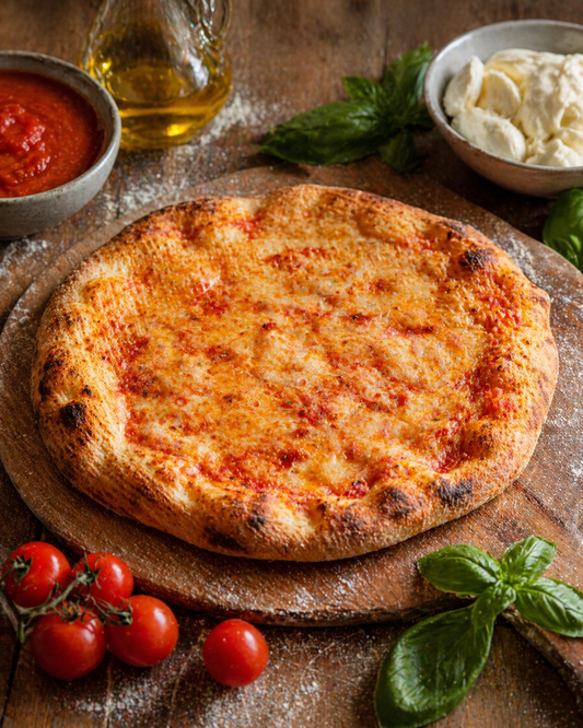 Masa de pizza a la piedra con salsa de tomate