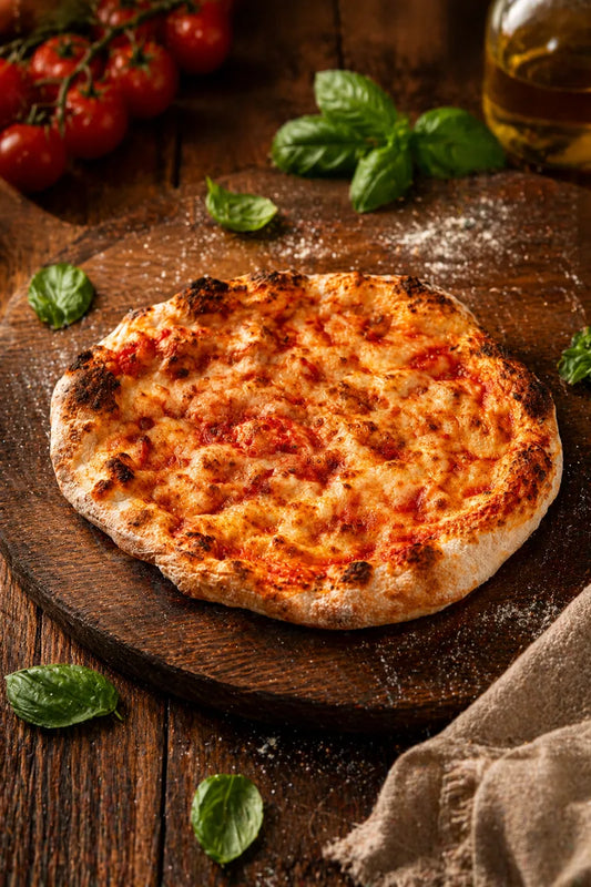 Masa de pizza a la piedra con salsa de tomate